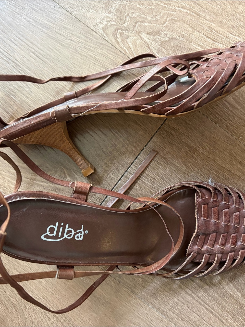 DIBA Brown Woven Leather Lace-Up Kitten Heels - Picture 4 of 6